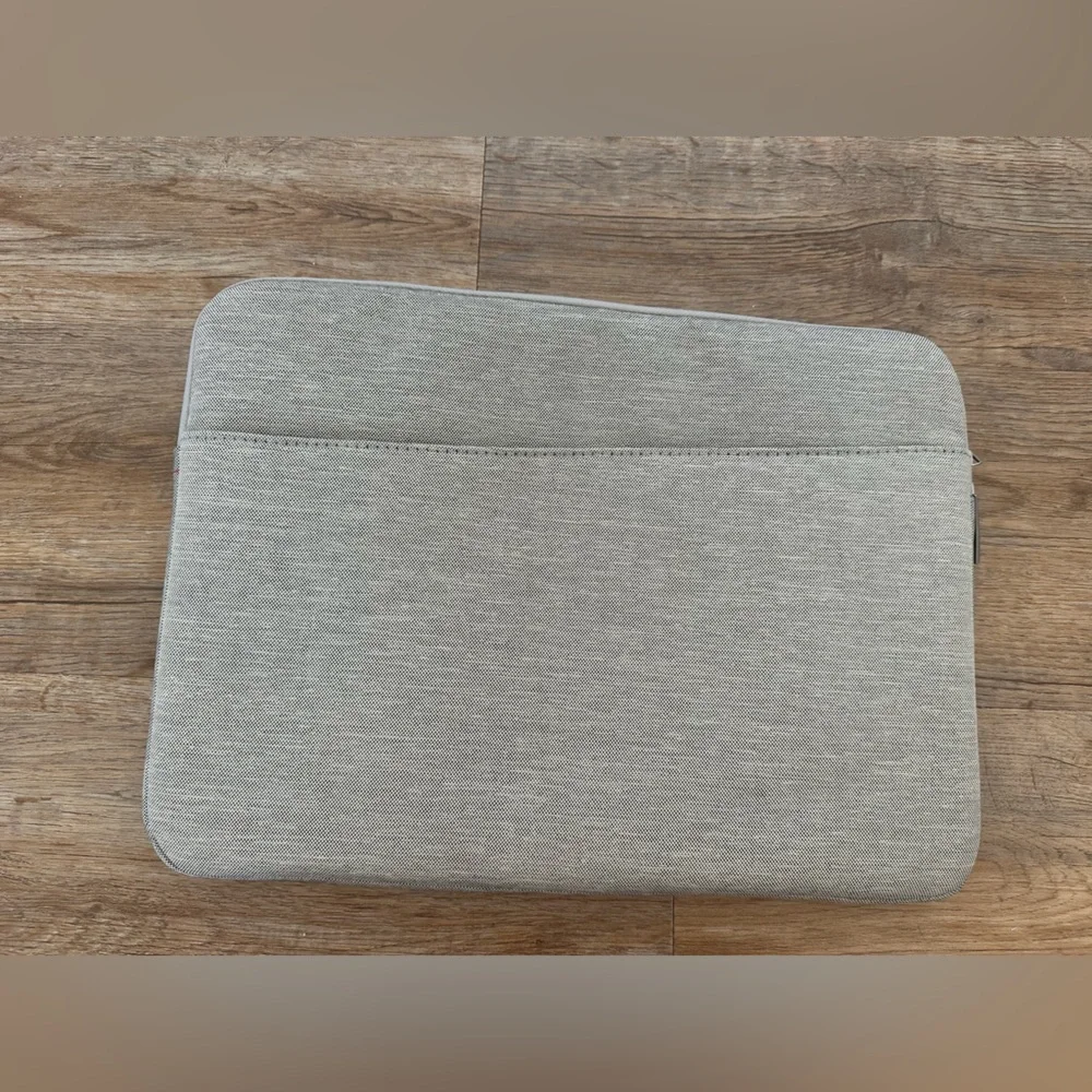 Gray Minimalist Laptop Sleeve